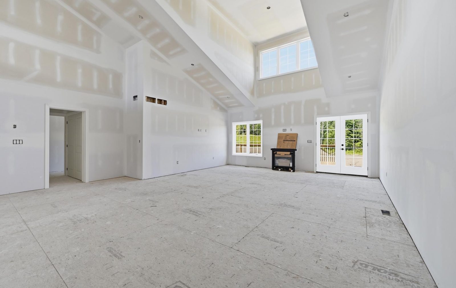 124 Orchard Way great room, framed for vaulted ceiling